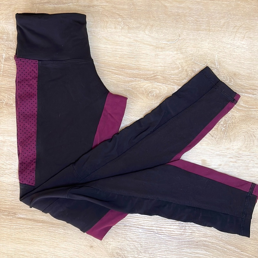 Strut This leggings with Black Polka dots and Sexy Mesh!